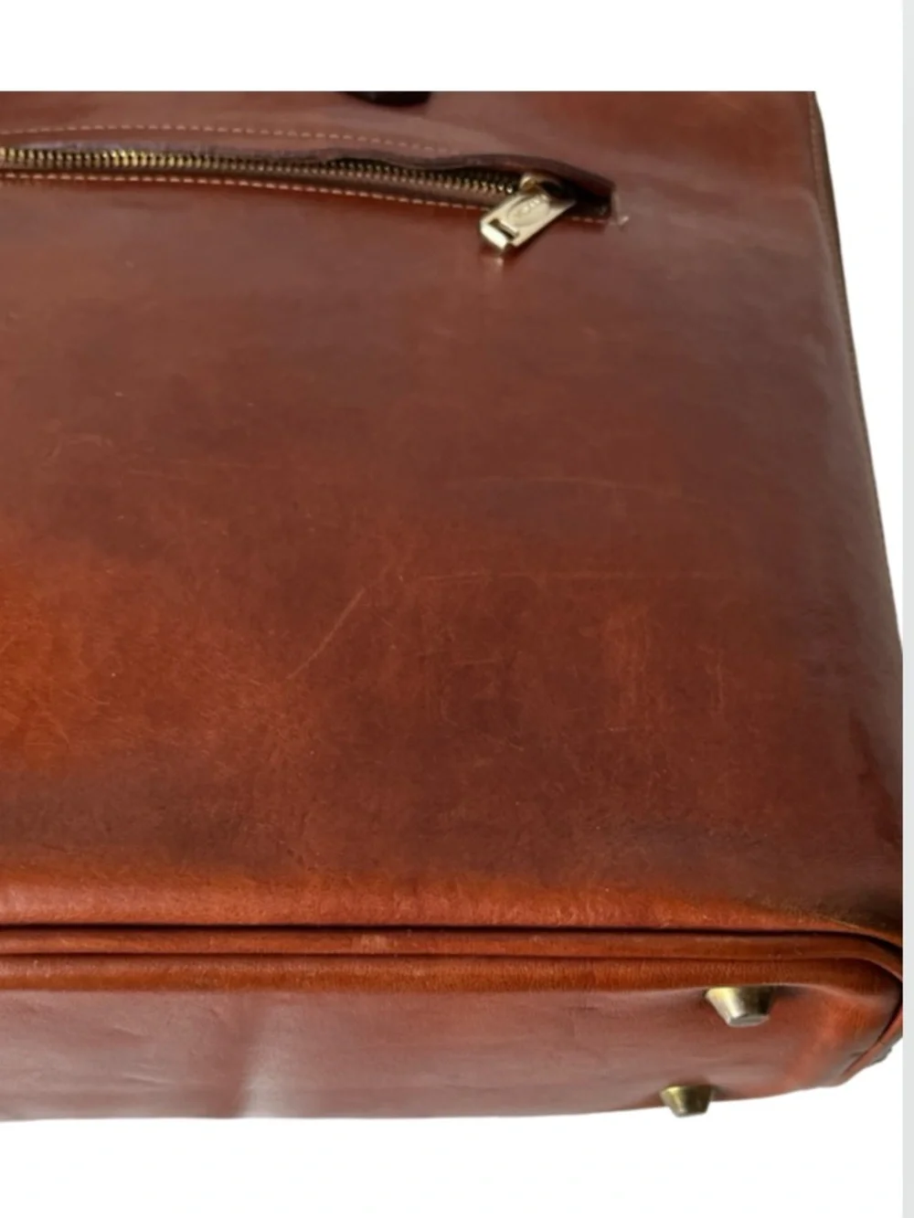 This Terrida rare vintage leather shoulder tote